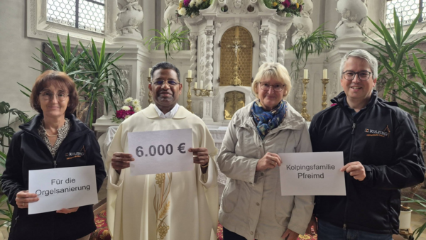 Erntedank und Spende für die Orgelsanierung